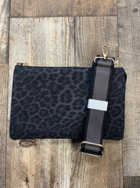 Big Wristlet Crossbody with 3 Compartment*