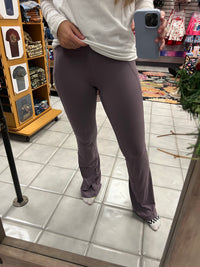 Doorbuster RM Flare Pocket leggings