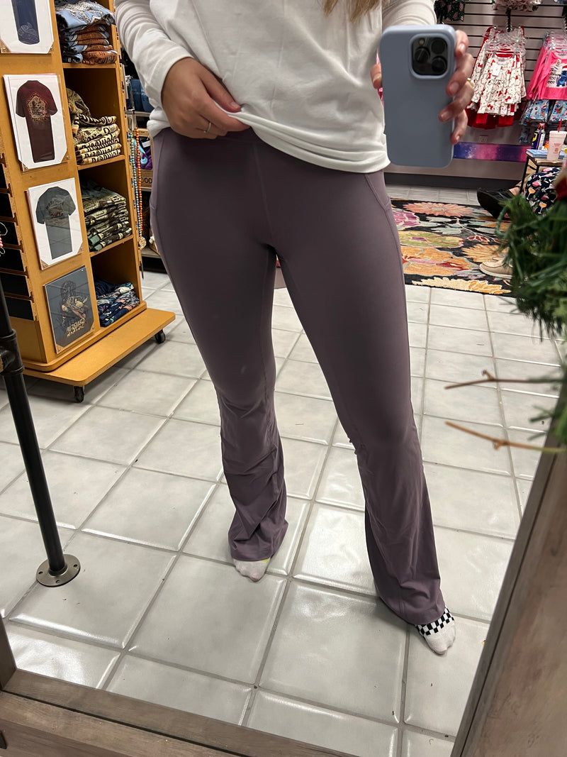 Doorbuster RM Flare Pocket leggings