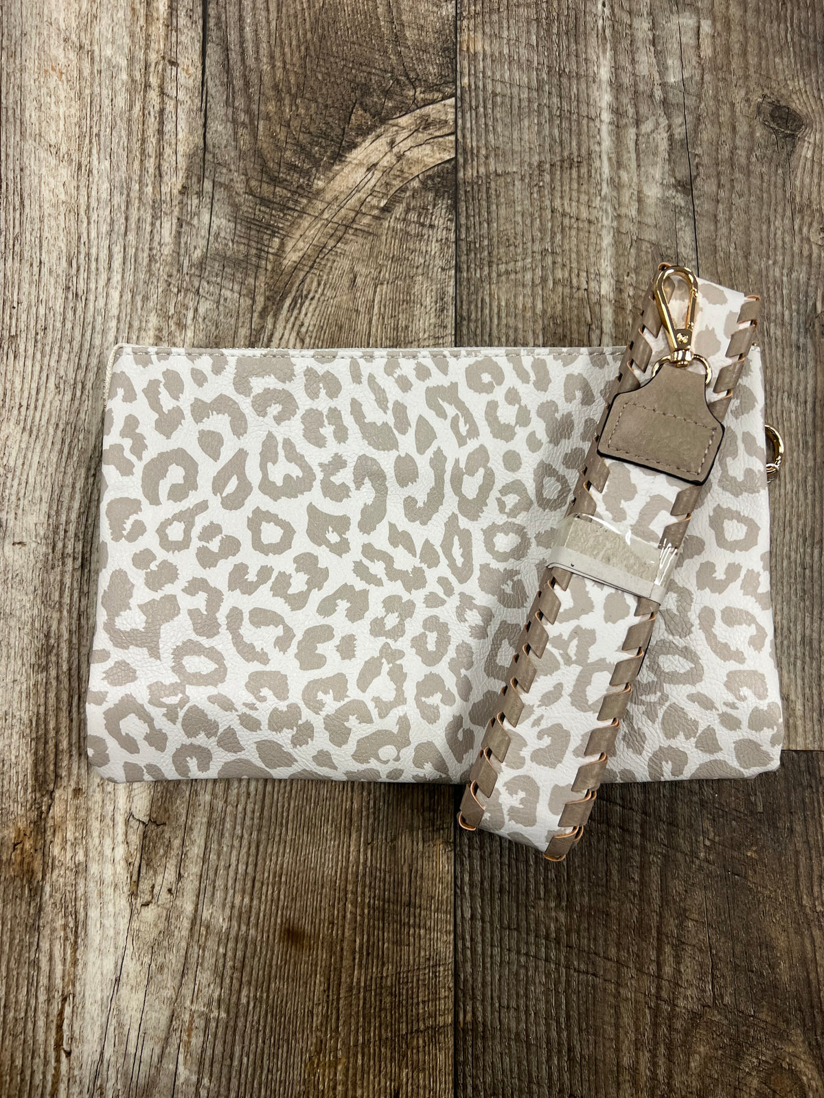 Big Wristlet Crossbody with 3 Compartment*
