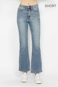 JB SHORT HW Bootcut Jeans