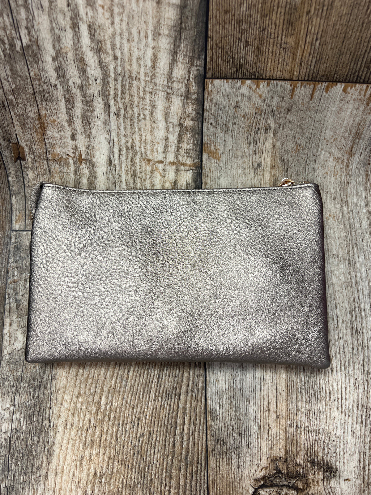 Wristlet Crossbody with 3 Compartments*