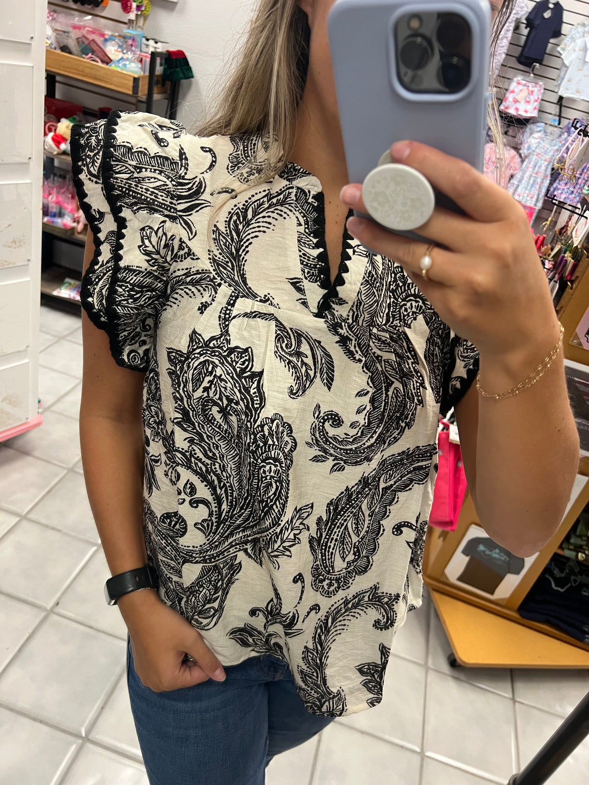 She&Sky Black/White Paisley Top