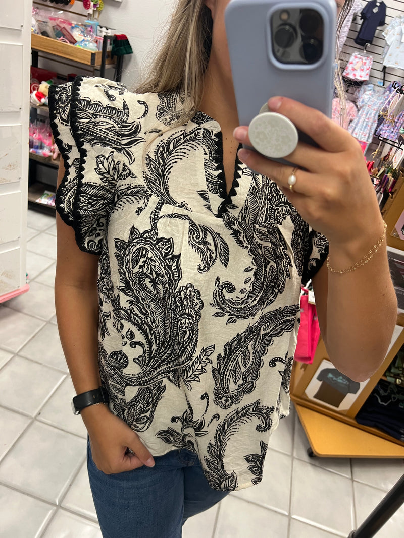 She&Sky Black/White Paisley Top
