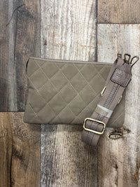 Big Wristlet Crossbody with 3 Compartment*