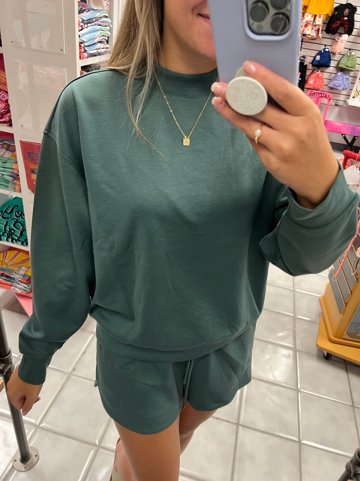 Z Scuba Pullover/ Shorts Set