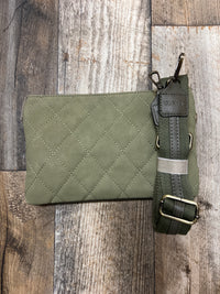 Big Wristlet Crossbody with 3 Compartment*