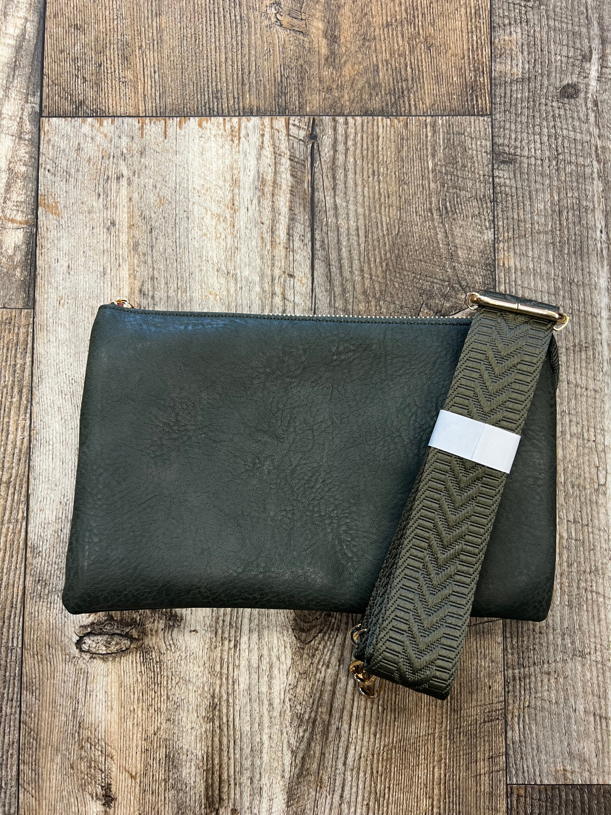 Big Wristlet Crossbody with 3 Compartment*