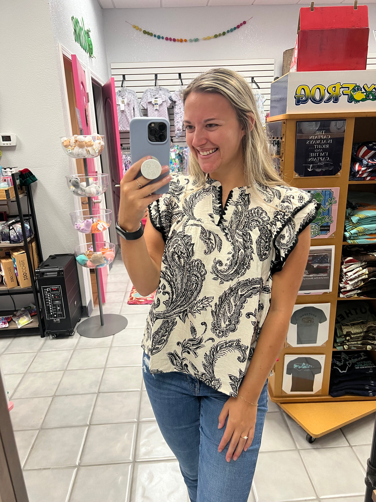 She&Sky Black/White Paisley Top
