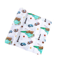 North Carolina Baby: Muslin Cotton Baby Swaddle*