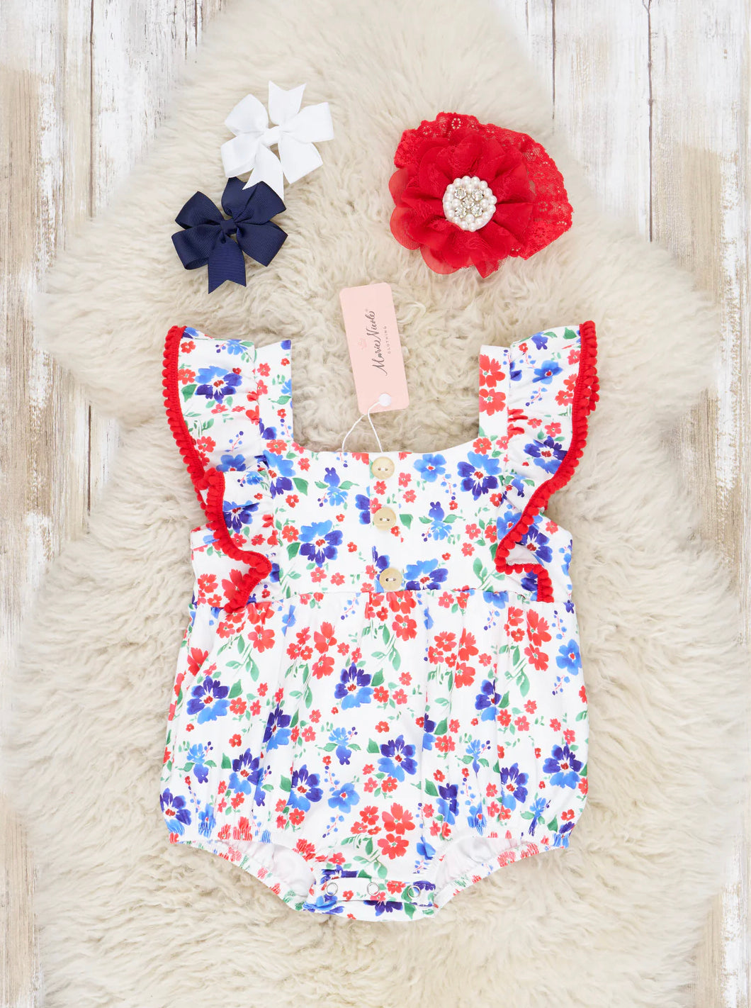 Red white and blue poppy, ruffle bubble*